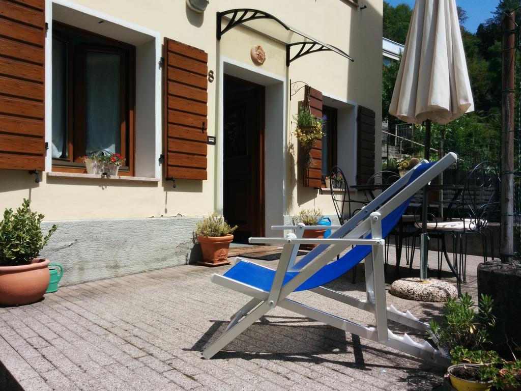 Casetta Next To The Creek Dino Buzzati Belluno Rum bild