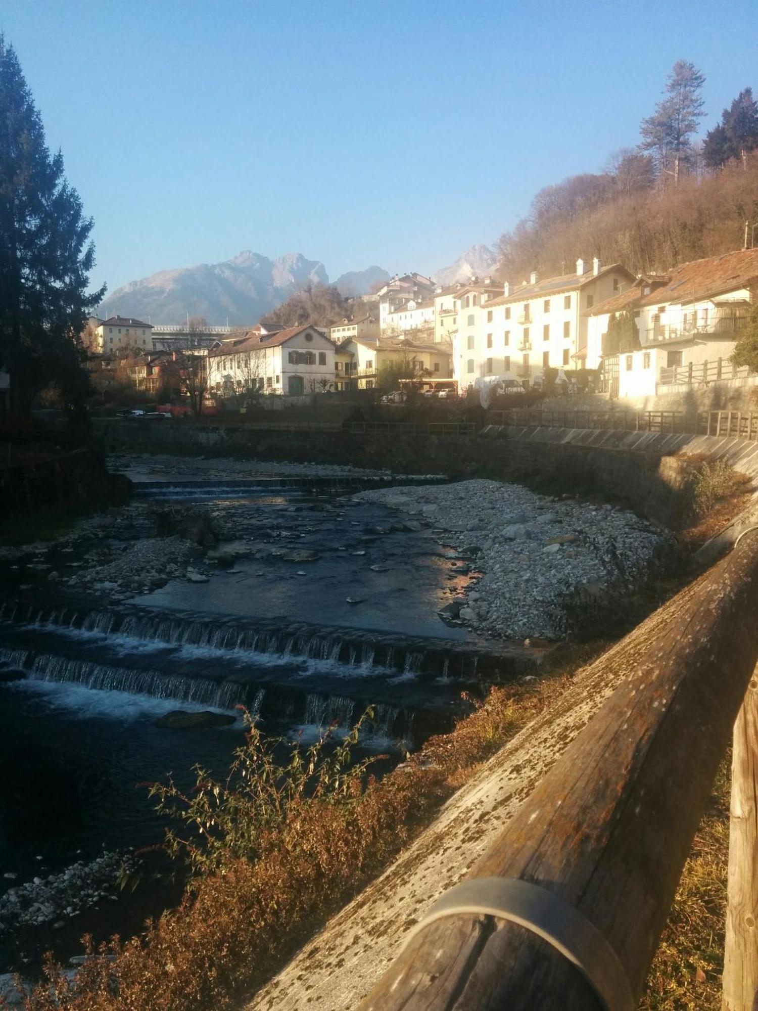 Casetta Next To The Creek Dino Buzzati Belluno Exteriör bild