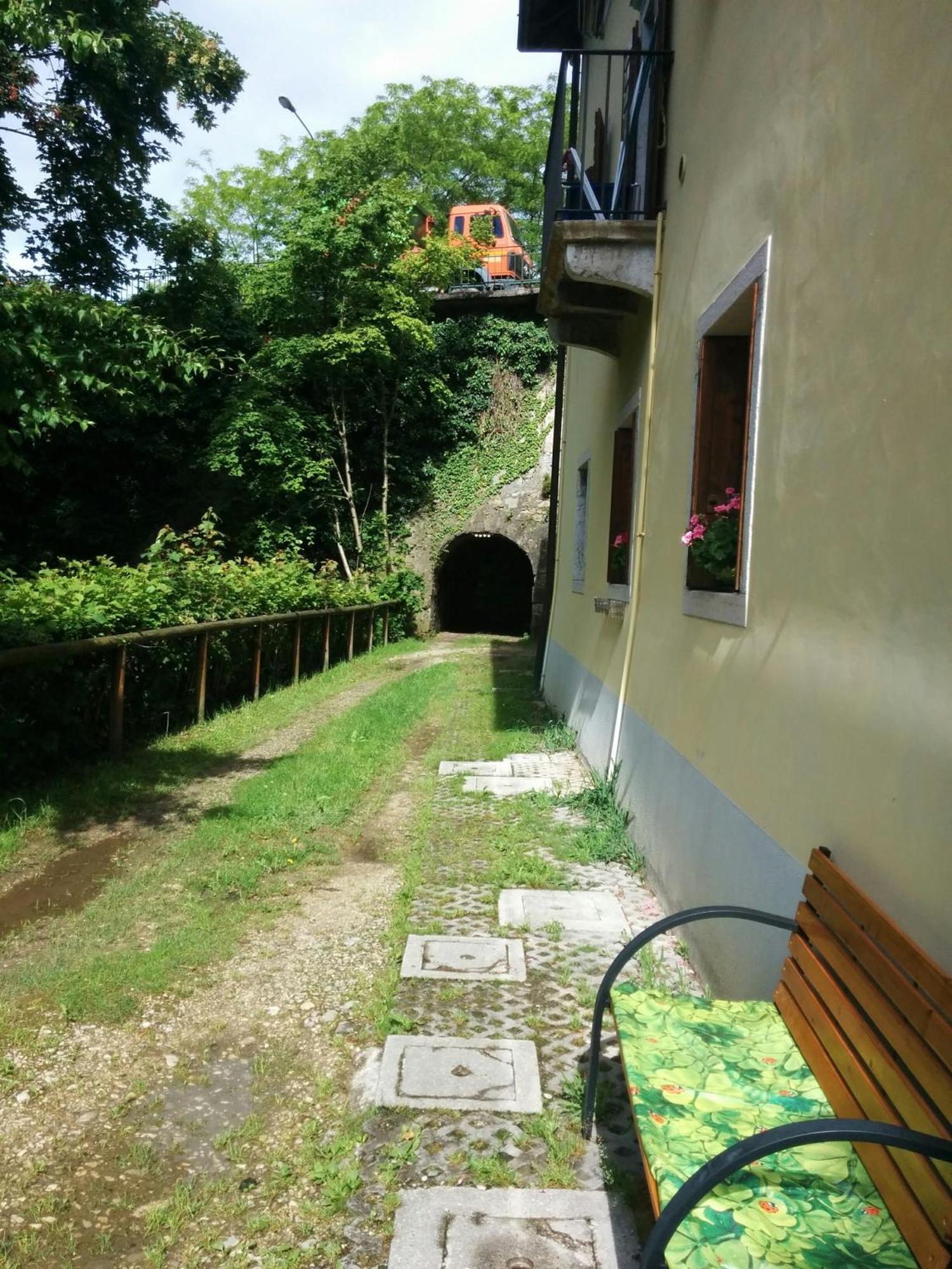 Casetta Next To The Creek Dino Buzzati Belluno Exteriör bild