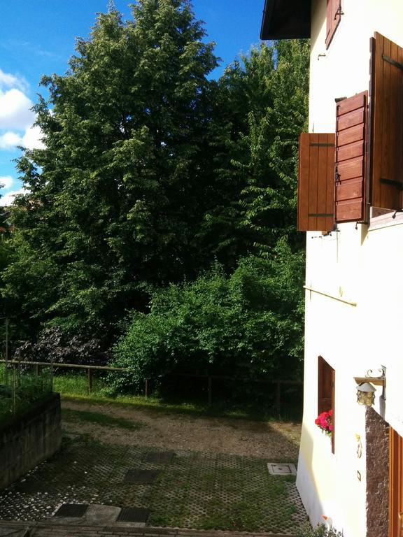 Casetta Next To The Creek Dino Buzzati Belluno Exteriör bild